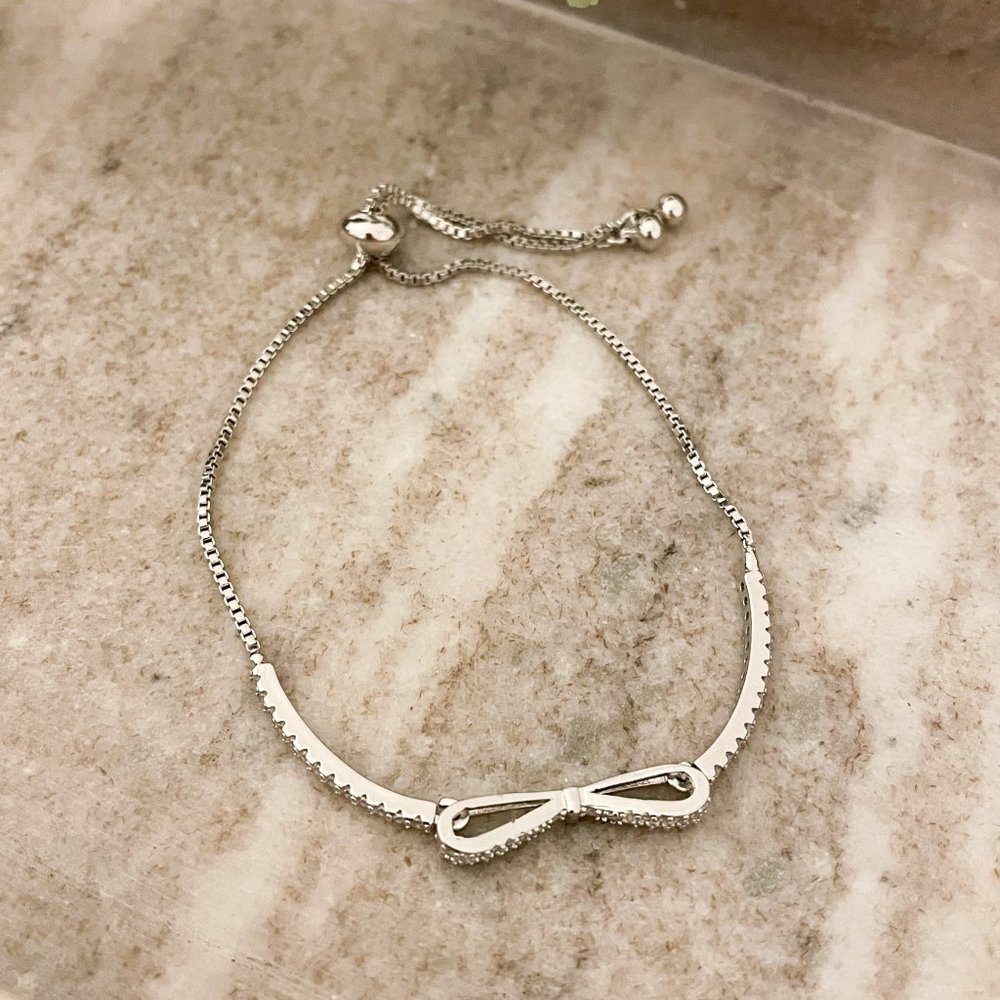 925 Sterling Silver Diamond Bow Bracelet Toggle Dainty Box Chain Bracelet - Picture 4 of 5
